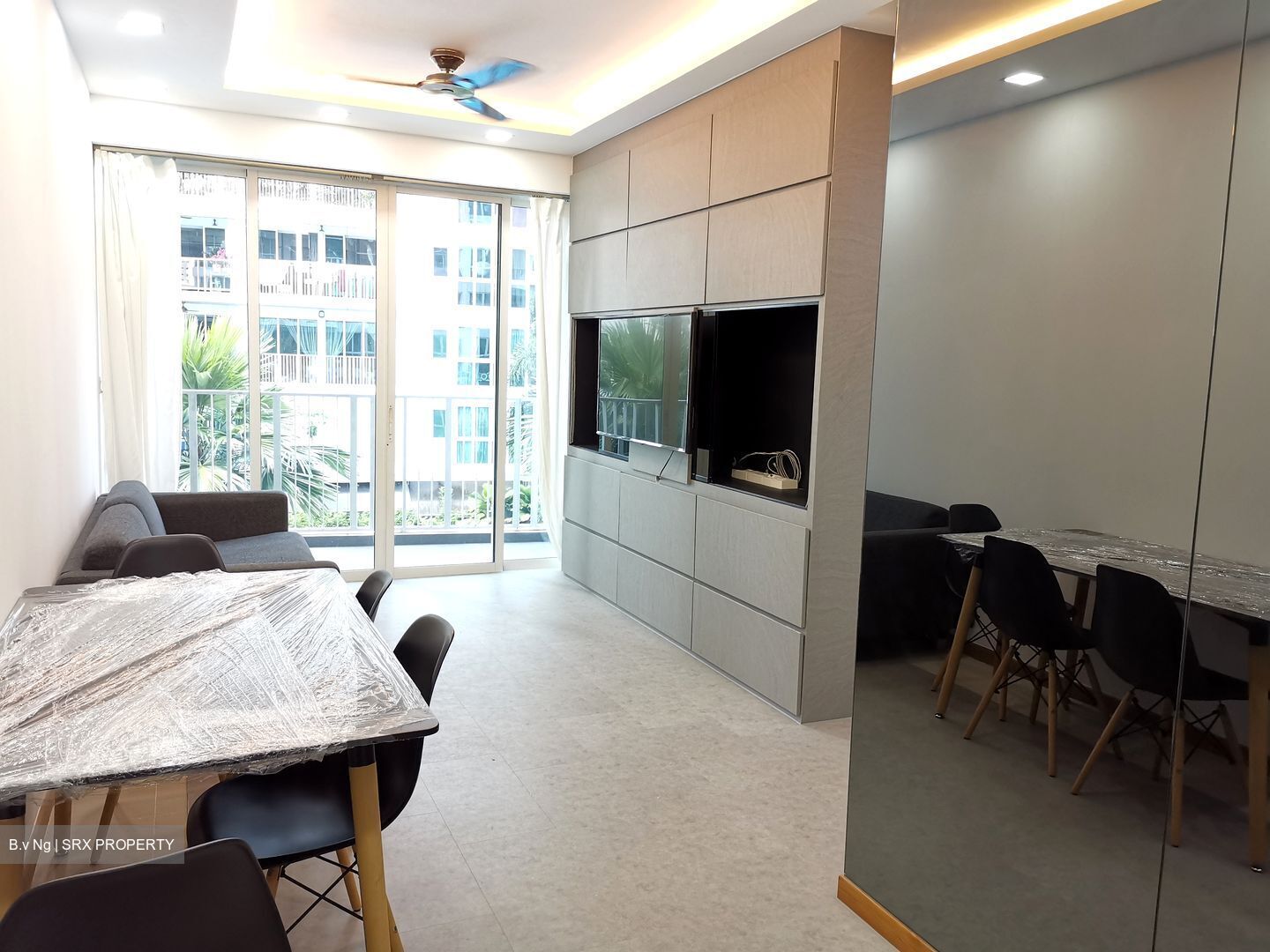 1 Canberra (D27), Condominium #619695651